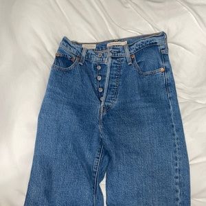 Levi’s Ribcage Jean, size 26